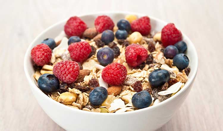 Healthy Almond & Berry Muesli Recipe