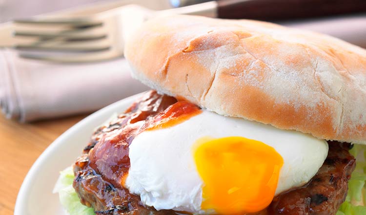 Aussie Lamb Burger With Poached Egg & Tomato Chutney