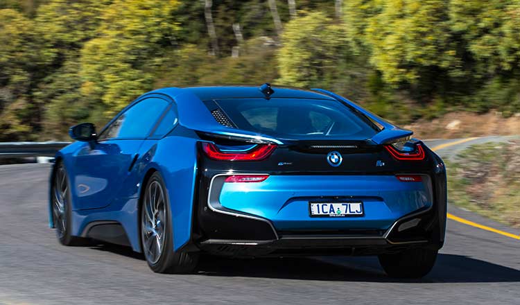 the-carousel-bmwi8-review-2