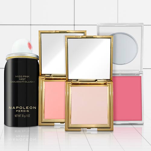 Summer Beauty Trends: Golden Glow, Dewy Skin & Spring Floral Fragrances