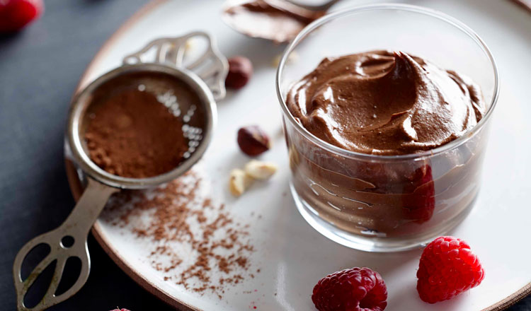 Pete Evans: Chococado Mousse With Raspberries