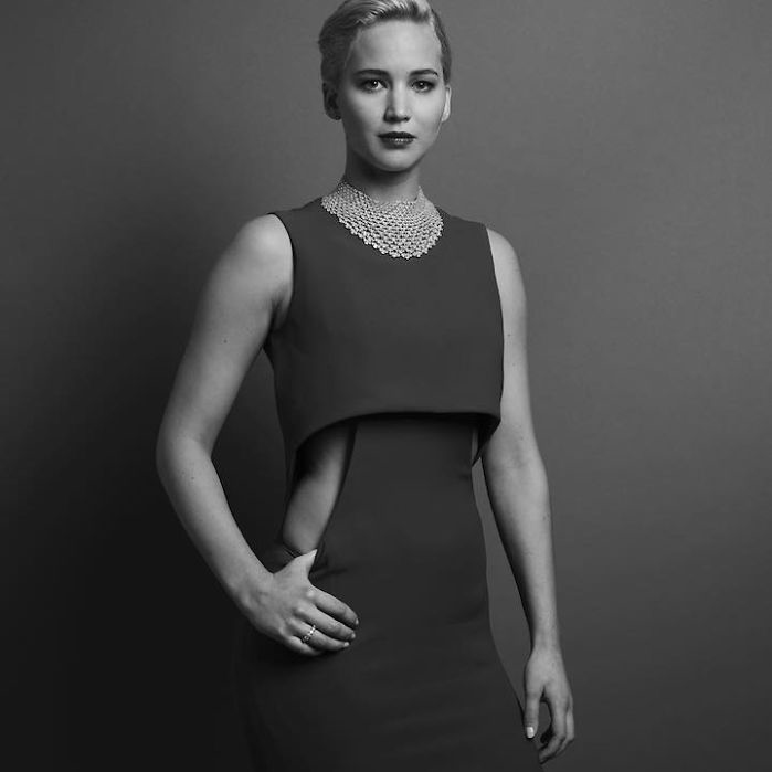 Jennifer Lawrence Backstage Golden Globes 