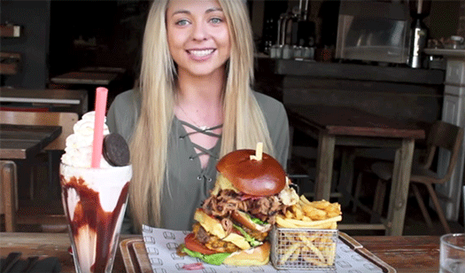 Gir Record-Breaking Sized Burger