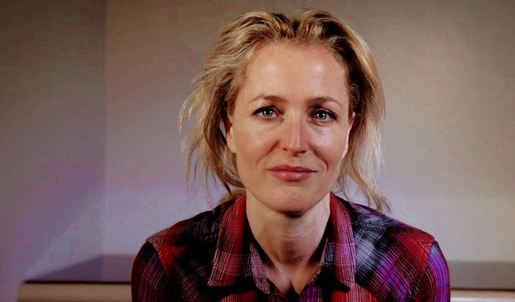 X-Files Star Gillian Anderson Reveals Truth About Surgery