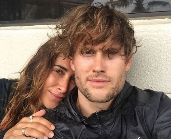 Love-struck Jodhi Meares Introduces New Husband