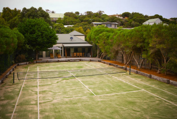 stayz-2-The-Tennis-Club-