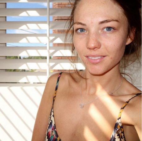 Defiant Sam Frost Responds To Body Shamers2