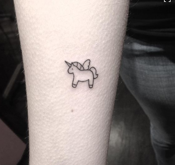 19 Super Cute Tiny Tattoos