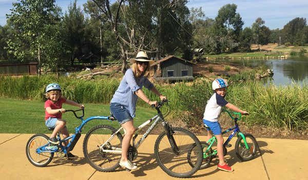 Jacinta Tynan: Family Adventure At Western Plains Zoo