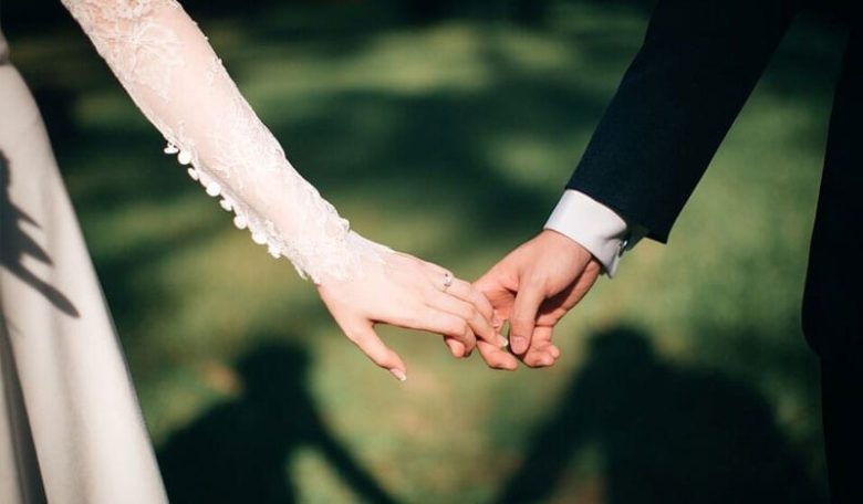 Getting Married? Here's 10 Eco-friendly Wedding Tips