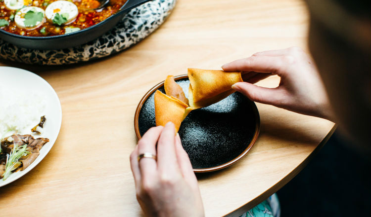 How To Make The Fortune Cookies From Your Favourite Chinese Restaurant