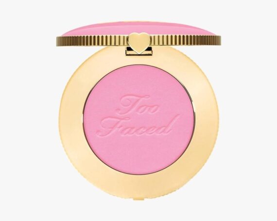 Taylor Swift Best Makeup Looks Too Faced Blush Mecca